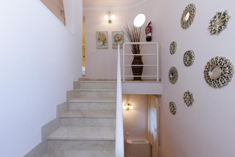 UHC Villa Pino Alto - image 36
