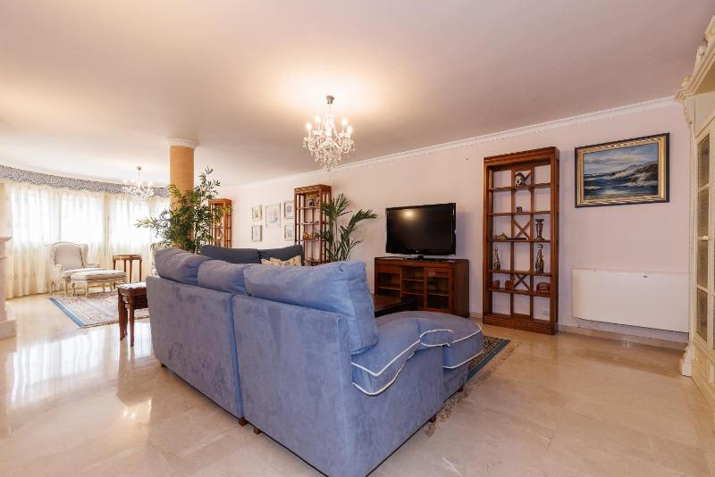 UHC Villa Pino Alto - image 18
