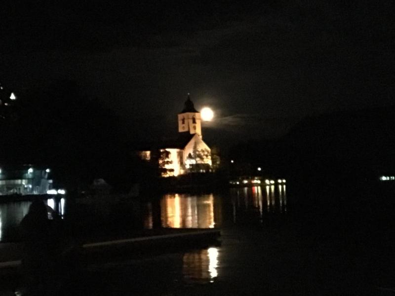 Large Two-Bedroom Apartment image 2