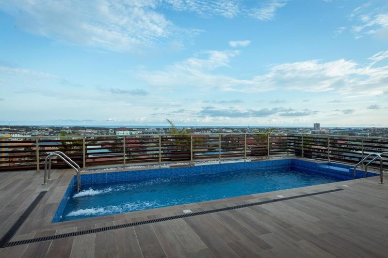Joes Crib Redbury Vistas - image 11