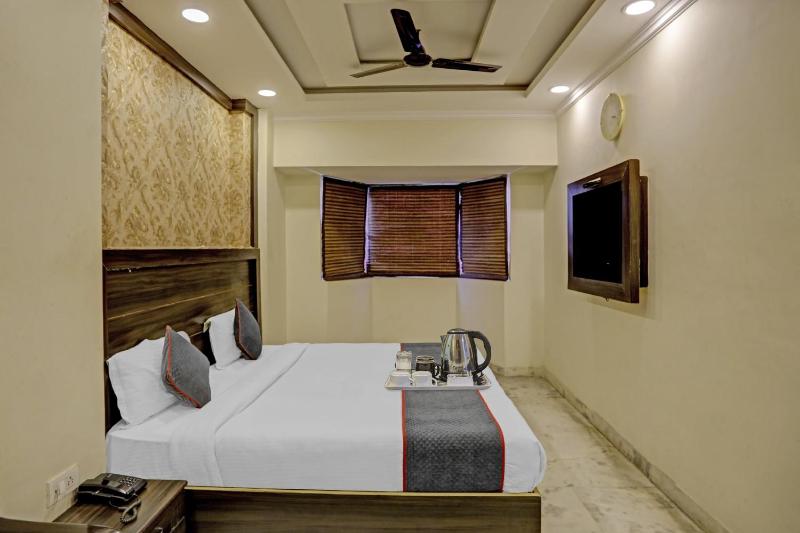 Townhouse Jai Guru Ji Nearest Merceds Benz Sector 11 - image 13
