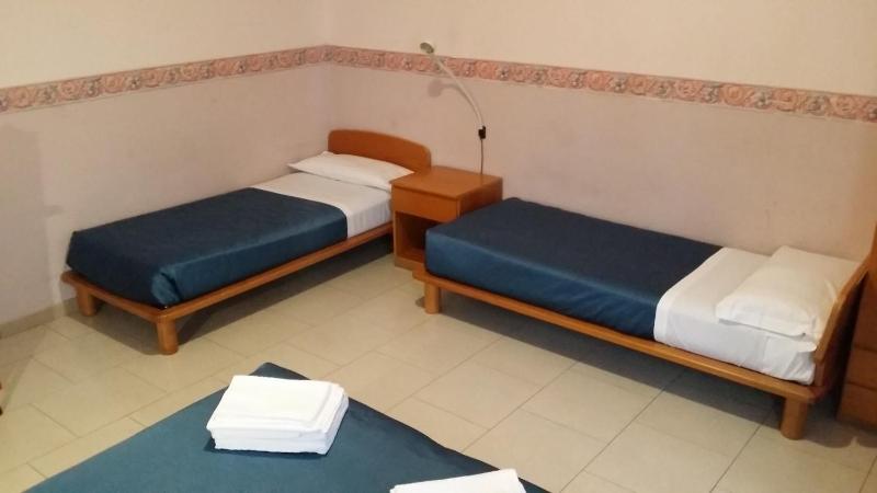 Standard Family Room image 3