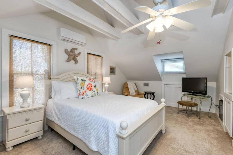 Mulberry Oasis - image 7