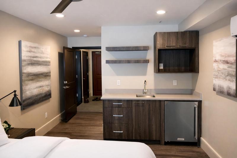 33 Ski Village Loft 3BR by SkyRun Park City - image 38