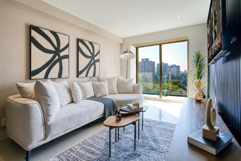 Designer 2BR in Polanco Two King Beds with Pool & Gym - image 8