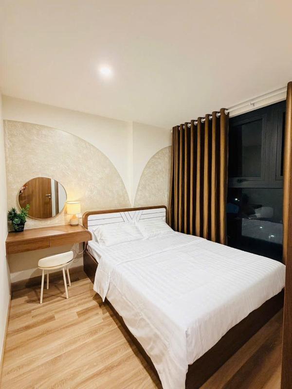 Smile House - With In-unit Laundry & Kitchen - image 4