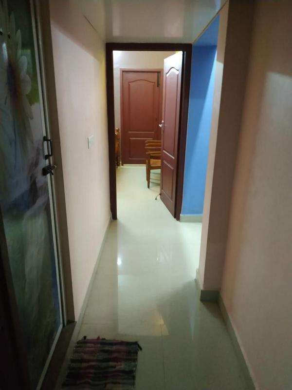 LA MAISON RENALD 4 BHK suits 13 members very near to white town rock beach railway station - image 12