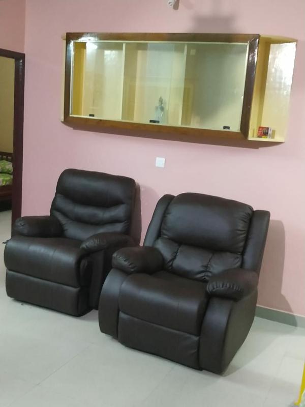 LA MAISON RENALD 4 BHK suits 13 members very near to white town rock beach railway station - image 47