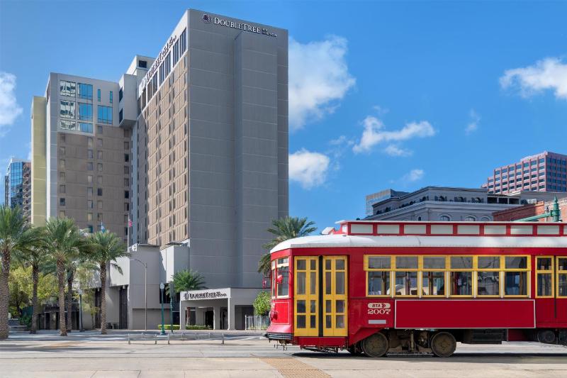 DoubleTree By Hilton Hotel New Orleans - image 1