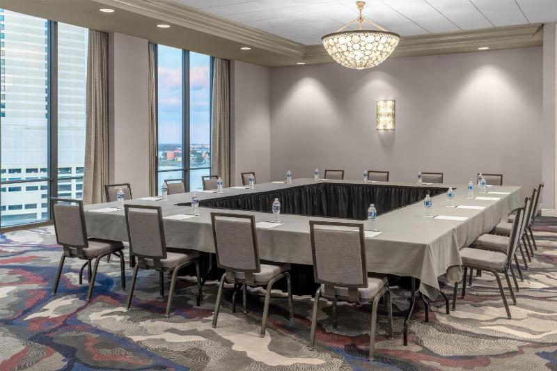 DoubleTree By Hilton Hotel New Orleans - image 13