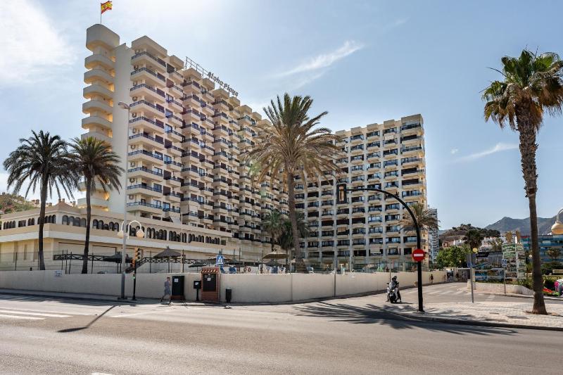 MalagaSuite Aloha Playa Apartments - image 34
