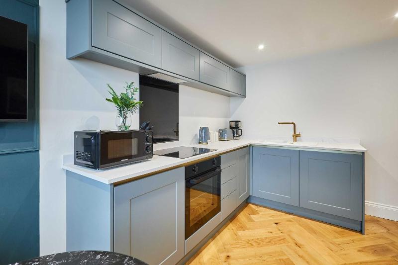 Host and Stay - The Seaview Lookout - image 4