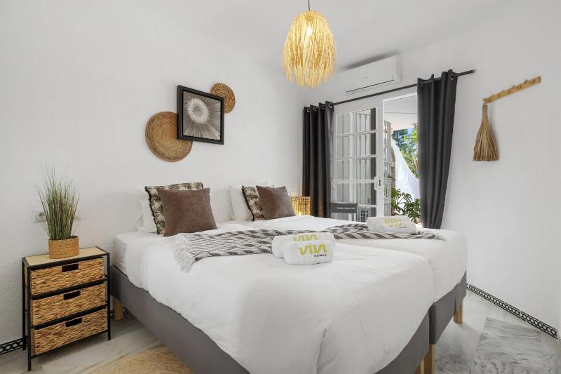 Vivi Homes - Mirazul - front beach view - pool - terrace - image 35