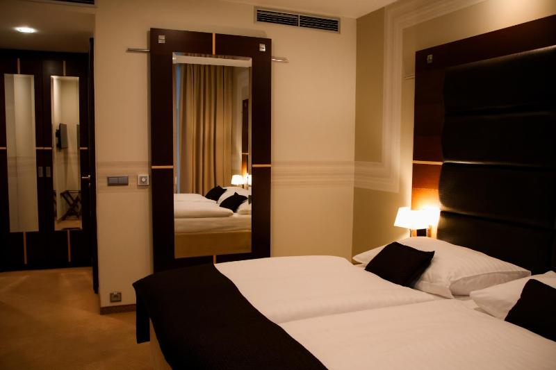 Art Hotel William - image 13