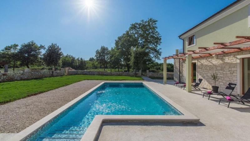 Villa Sole Mio by Villas Guide - image 6