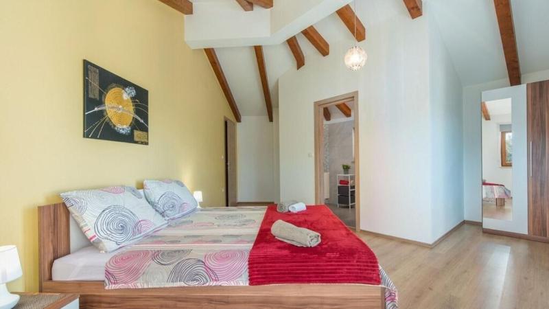 Villa Sole Mio by Villas Guide - image 13