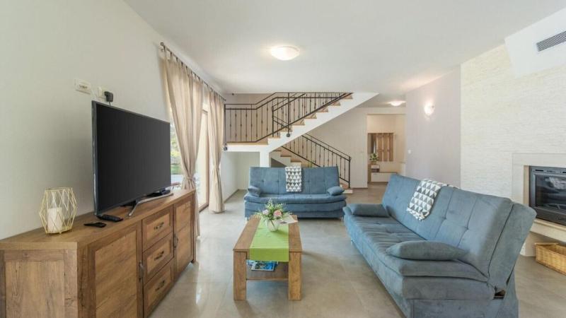 Villa Sole Mio by Villas Guide - image 8