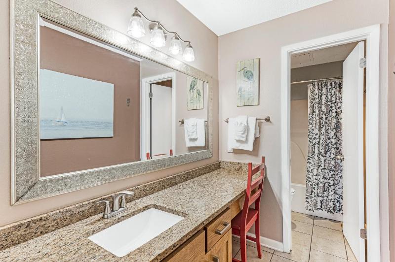 Phoenix 6 Unit 1209 - image 39