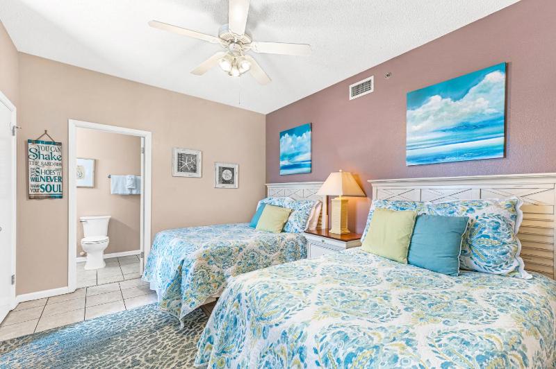 Phoenix 6 Unit 1209 - image 25