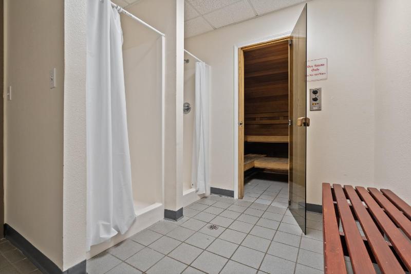 Phoenix 6 Unit 1209 - image 41