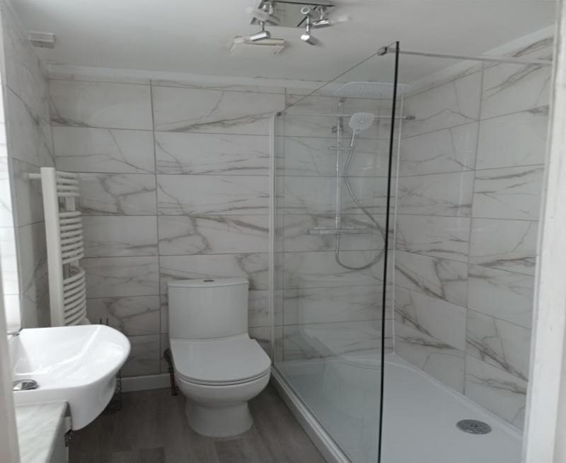 Regency apartment in central Montpellier sleeps 4 - Pass the Keys - image 24
