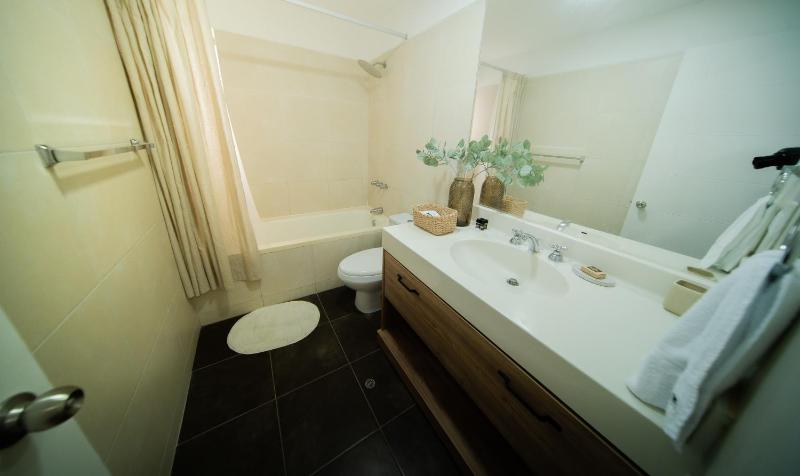 Amazing 1BR in Miraflores - image 12