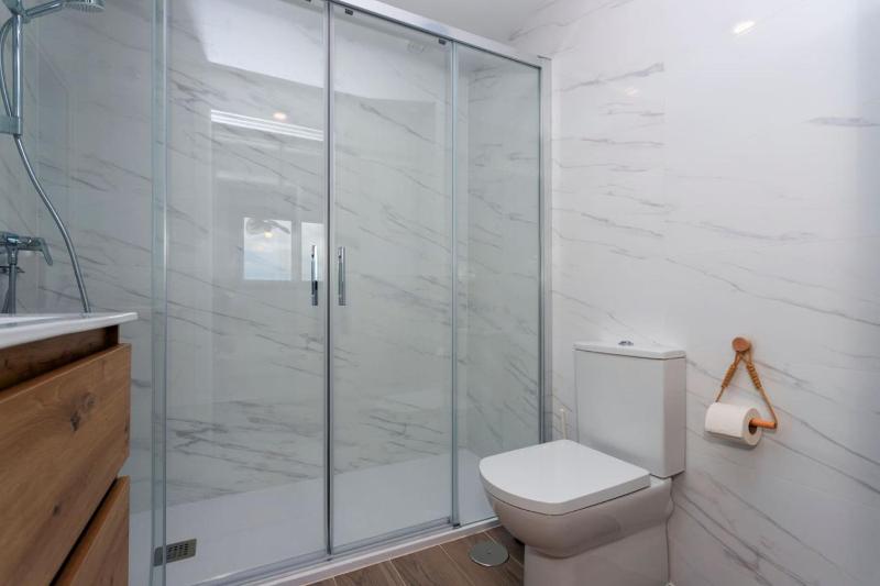 Luxury New Build Sea Views Terrace Pool Gym - image 43
