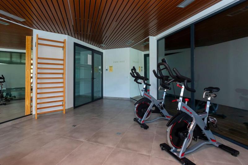 Luxury New Build Sea Views Terrace Pool Gym - image 48