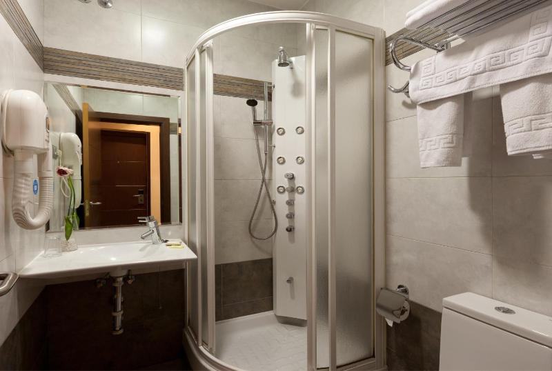 Superior Double or Twin Room image 2