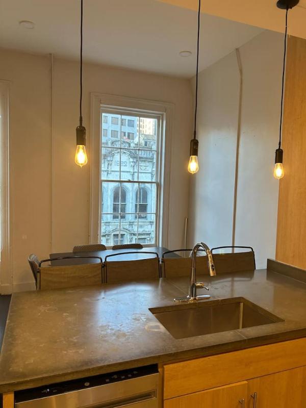 The Gregory Suite 302 - image 1