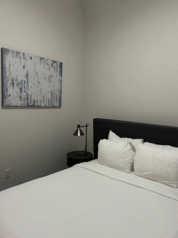 The Gregory Suite 302 - image 13