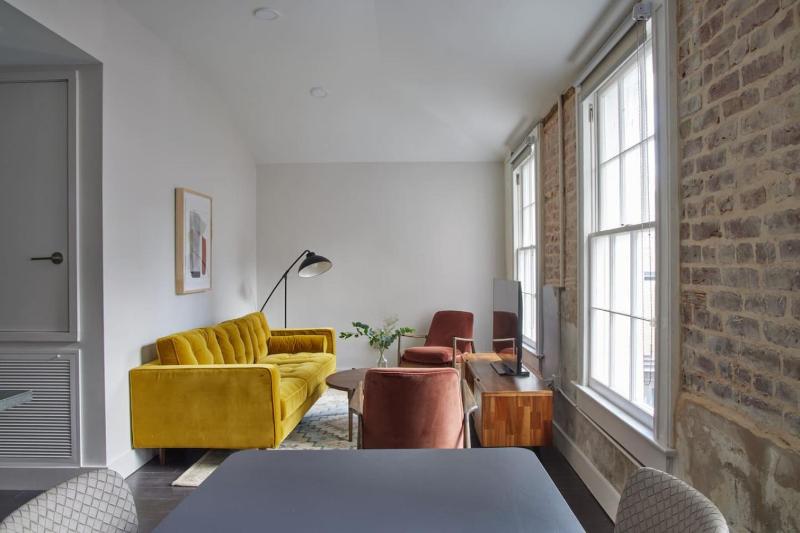 The Gregory Suite 202 - image 1