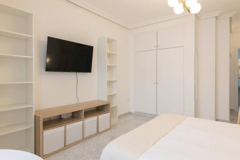 Urban Oasis Minimal Design A.C. Perfect Location - image 17