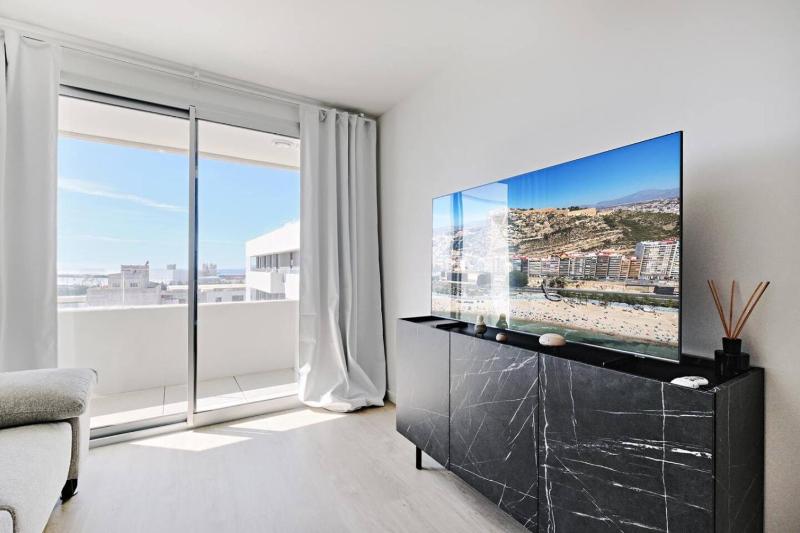 New Luxury Apartment Alicante Port Sea View Pool - image 1