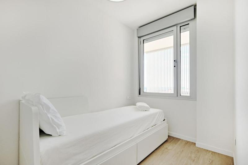 New Luxury Apartment Alicante Port Sea View Pool - image 28