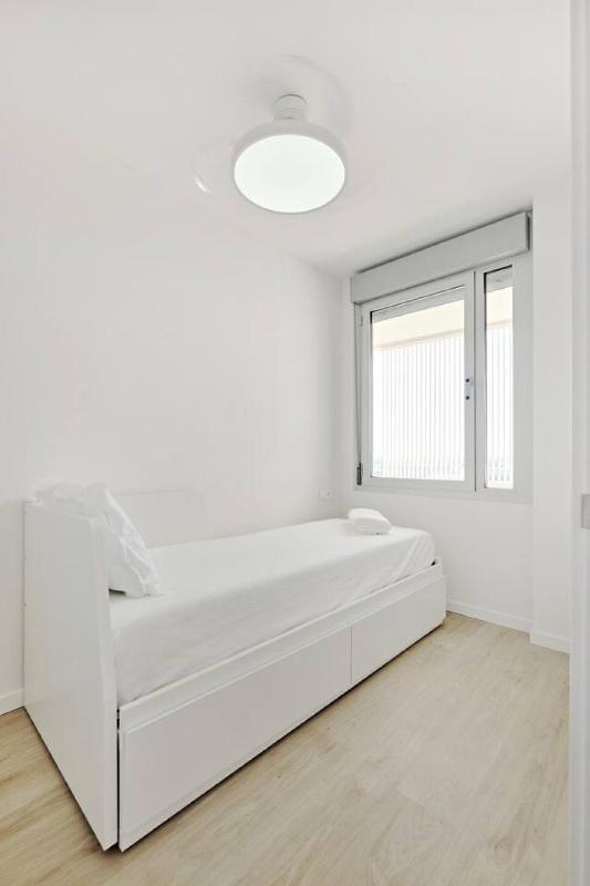 New Luxury Apartment Alicante Port Sea View Pool - image 32