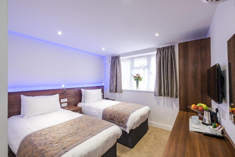 Double or Twin Room image 1