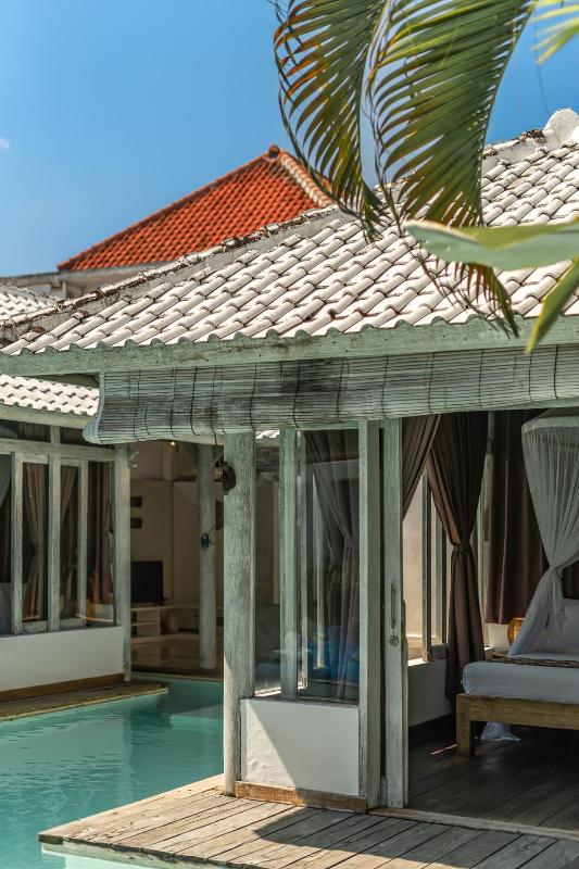 Villa Laksmana Hideaway 2 - Surrounded by water- 2bd villa with fantastic pool! - image 7