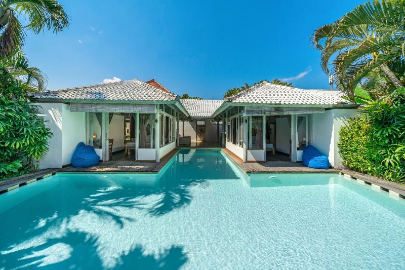 Villa Laksmana Hideaway 2 - Surrounded by water- 2bd villa with fantastic pool! - image 50