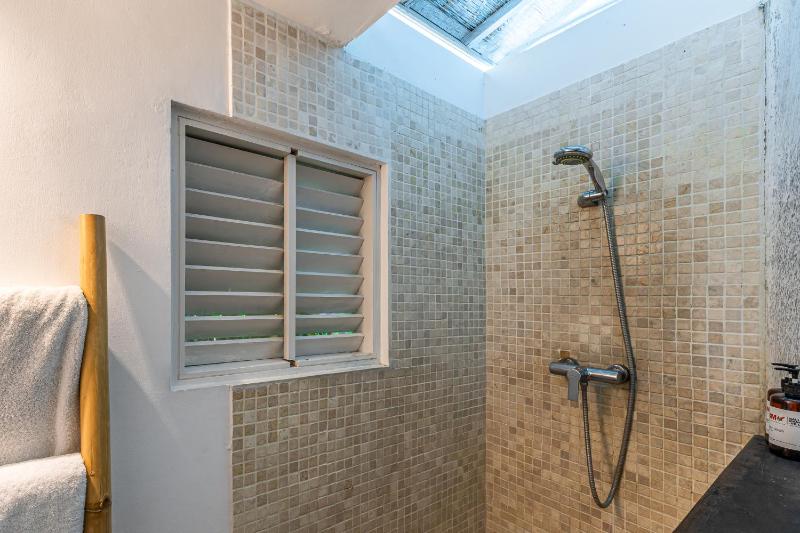 Villa Laksmana Hideaway 2 - Surrounded by water- 2bd villa with fantastic pool! - image 12