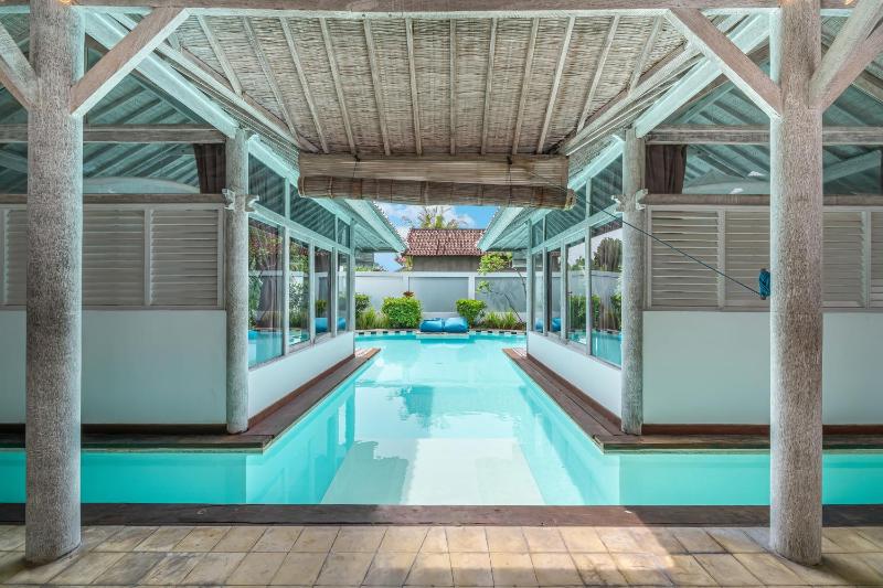 Villa Laksmana Hideaway 2 - Surrounded by water- 2bd villa with fantastic pool! - image 33