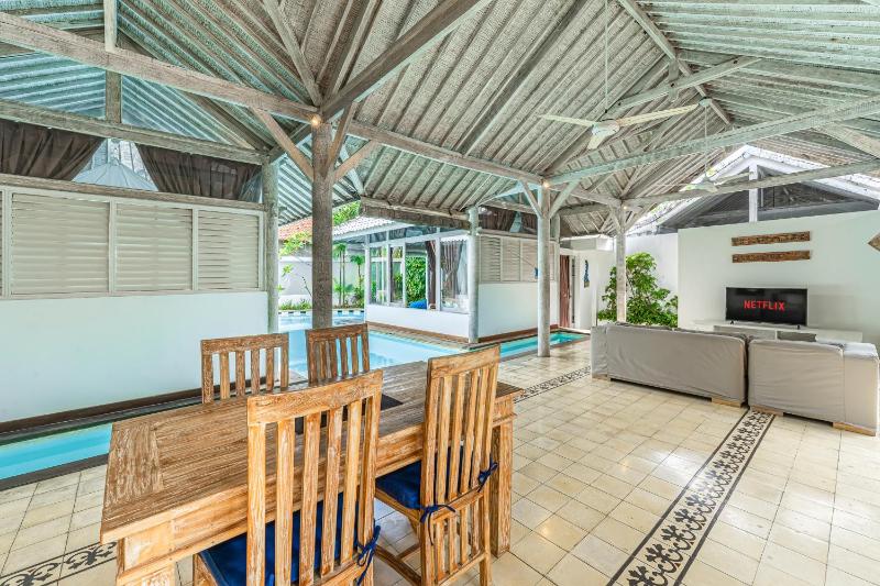 Villa Laksmana Hideaway 2 - Surrounded by water- 2bd villa with fantastic pool! - image 39