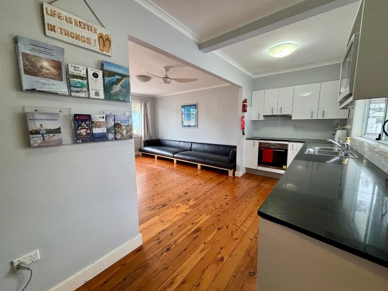 Watts @ Callala Beach-Pet Friendly - image 6