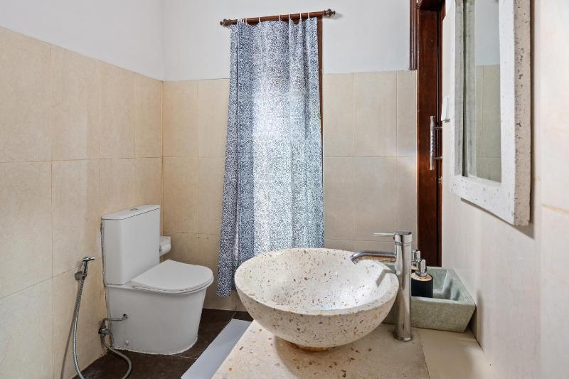 Canggu Wave Villa - image 36