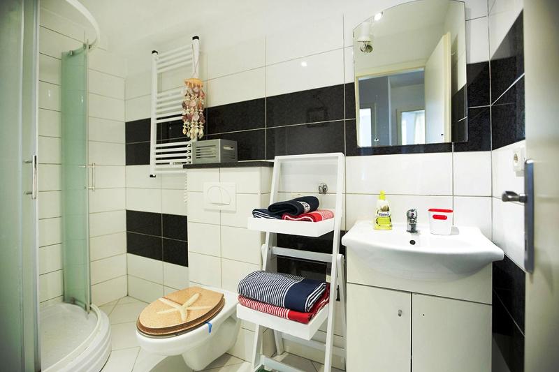 Apartment Roko - image 9