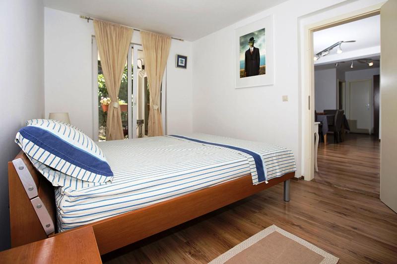 Apartment Roko - image 25