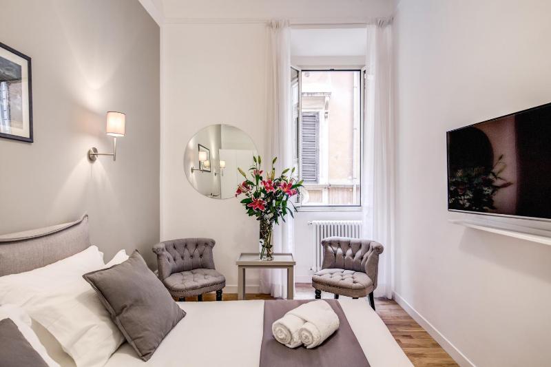 Orange Suites - image 6