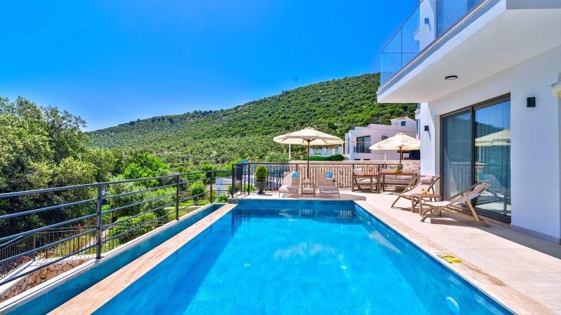 Kalkan 3 bedroom seaview villa with private pool hot tub - image 44