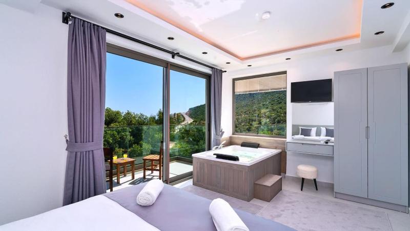 Kalkan 3 bedroom seaview villa with private pool hot tub - image 16
