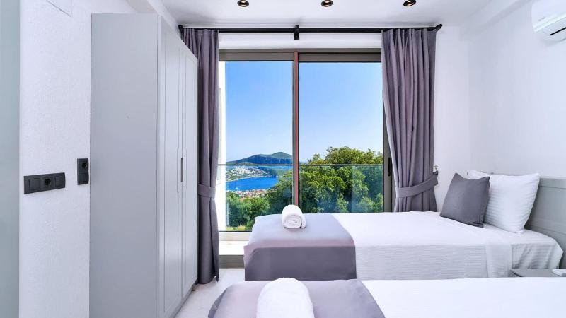Kalkan 3 bedroom seaview villa with private pool hot tub - image 21